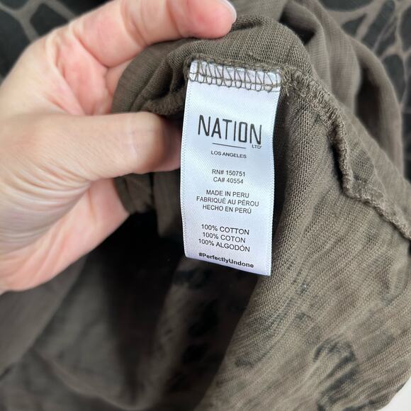 Nation Ltd. Giraffe Print Oversized T Shirt - Picture 5 of 7